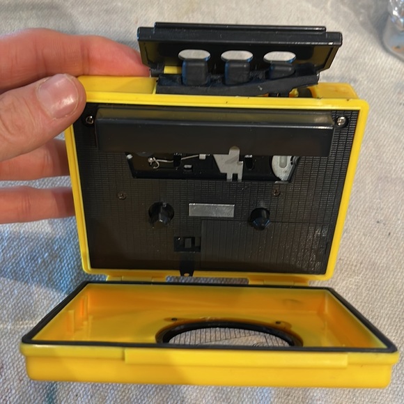 Matshima All Weather Cassette Player, still functioning, sports vintage early 80 - Picture 6 of 9
